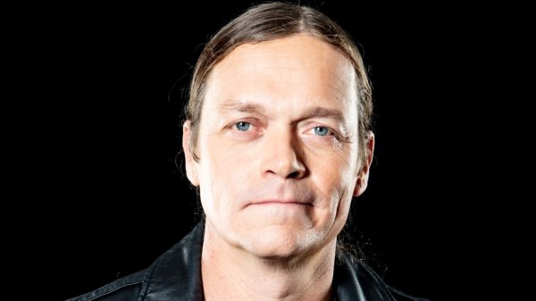 Brad Arnold, Lead Singer of 3 Doors Down, Dies at 47