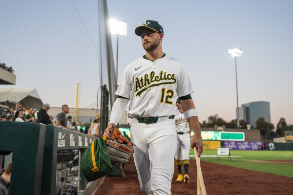 Yankees acquire infielder Max Schuemann from Athletics