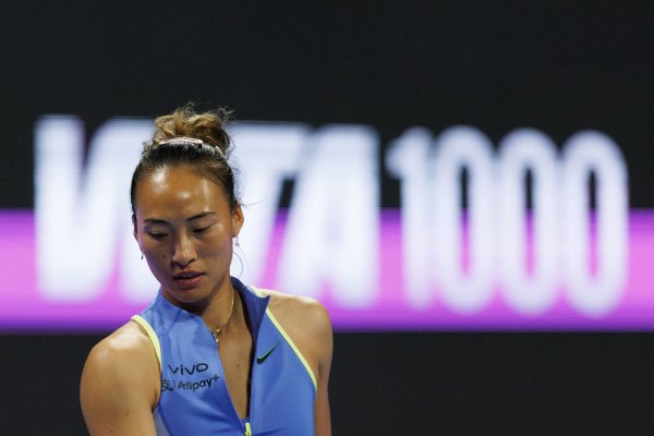 Qinwen Zheng admits the ‘problem’ she was having vs Elena Rybakina in Qatar