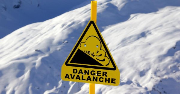 «On n’avait pas connu un tel risque d’avalanches depuis 2018» : de grandes stations ferment leurs domaines ou confinent