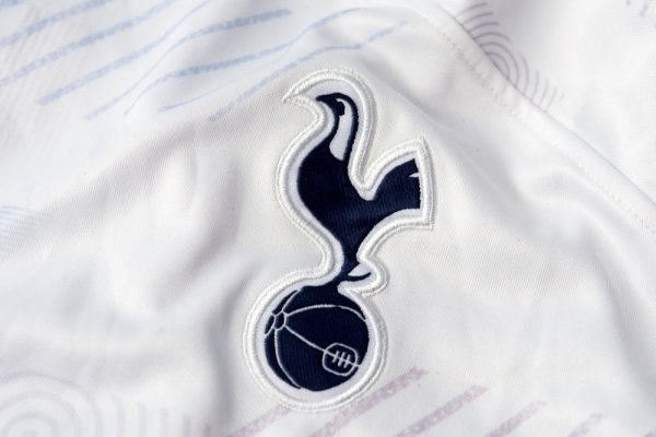 Tottenham put manager 'among their top priorities' - Another free agent contacted