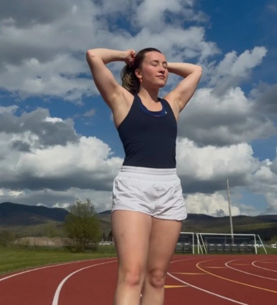 The most popular girl in the athletes’ village, "600 男 rushed."" "Secret Private Life" at Luge National University... The conclusion is, "See you two on Valentine’s Day"" [Milan Olympics]