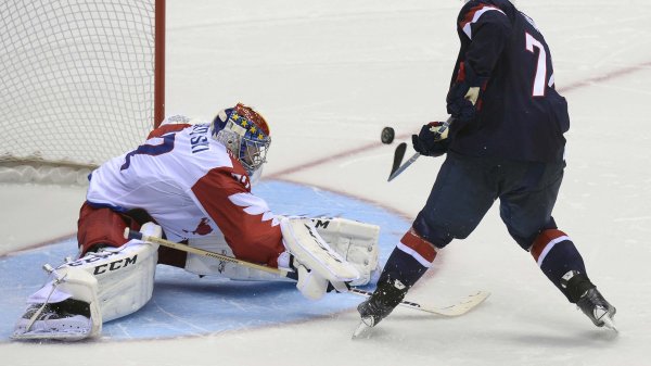 U.S. Olympic Shootout Legend T.J. Oshie Stops By Spittin’ Chiclets To Breakdown The Olympics