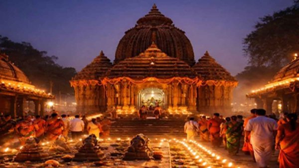Maha Shivaratri: Lakhs of devotees gather at Shiva temples across Odisha