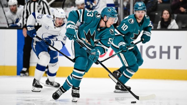 Sharks waive Jeff Skinner, plan to terminate contract