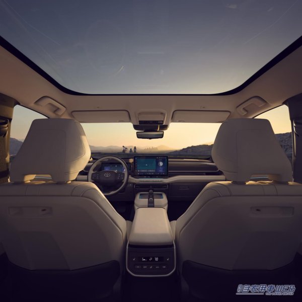 トヨタ、北米で新型「ハイランダーBEV」を世界初公開【北米初の3列シート電気自動車が登場へ】（月刊自家用車WEB） - Yahoo!ニュース