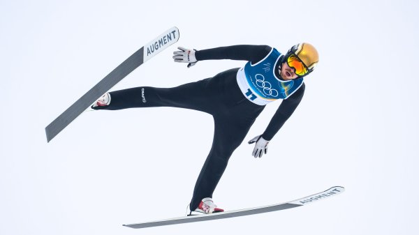 Les JO en DIRECT : les Bleus s’inclinent 5-1 en hockey, mais rêvent d’or en biathlon ! 