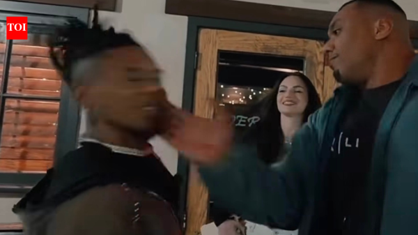 Larry Wheels slaps Deen the Great after he flirts with wife Sheyla Wheels on Quinton “Rampage” Jackson’s double-date livestream | International Sports News - The Times of India