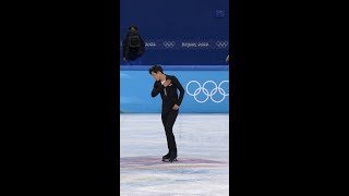 We asked Olympic figure skating champion, Nathan Chen, to name some of the green flags in his sport.