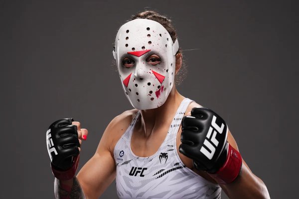 Juliana Miller blasts +600 odds at UFC Houston