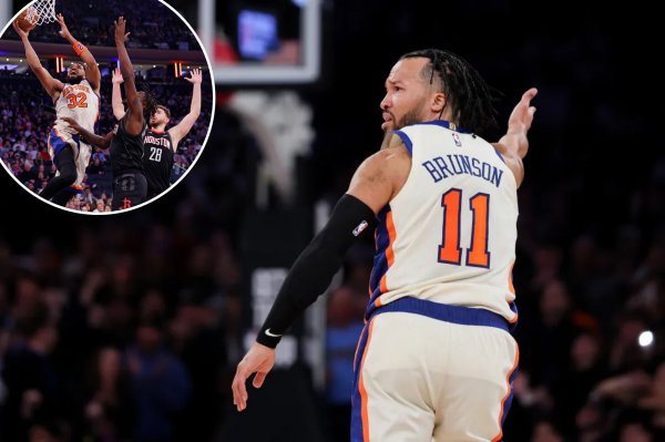 Jalen Brunson s late heroics propel Knicks to crazy comeback win over Rockets