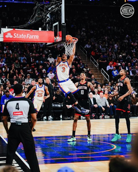 Knicks on the Court: February 21 vs Houston Rockets | New York Knicks