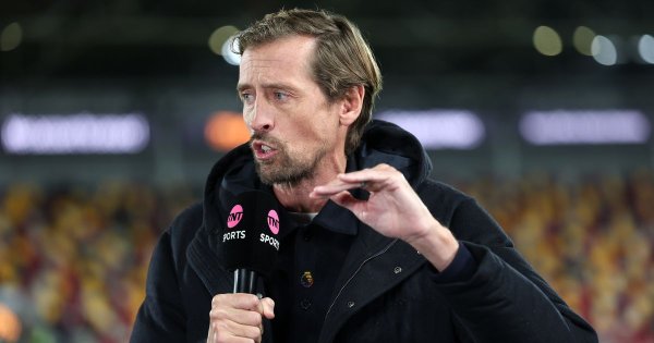 Peter Crouch agrees with Shearer and Merson on Forest vs Liverpool prediction