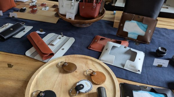 【市川市】「ぶらり途中下車の旅」でなかやまBASEにある「革工房yino」が紹介されました！（yasteki） - エキスパート - Yahoo!ニュース