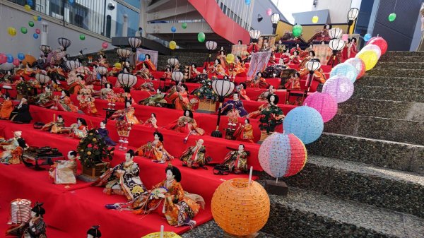 【さいたま市岩槻区】人間総合科学大学で2月23日(月)まで開催！「ひなまつり」の初日の様子をレポート（ぱらきと） - エキスパート - Yahoo!ニュース