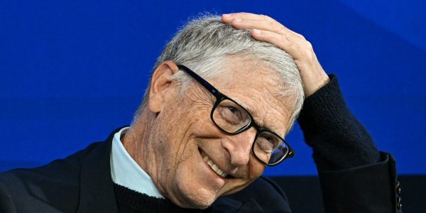 Bill Gates’ foundation says sudden withdrawal was ’to ensure the focus remains on the AI Summit’s key priorities’ | Fortune