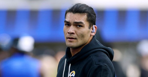 NFL star spotted with new love interest after shooting shot with Sydney Sweeney