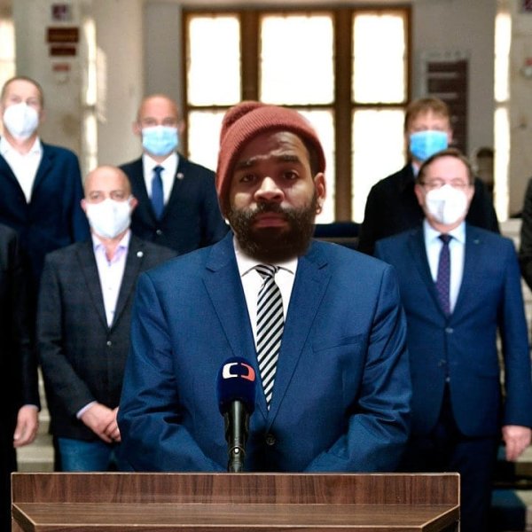 Don't worry guys , problem solved 
#newhealthminister