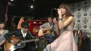 「三日月」 by 松本莉緒