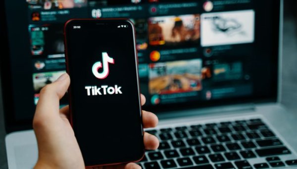 Inside a TikTok Outage: A Practical Playbook for PR and Social Teams