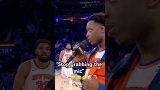 OG Anunoby takes the reporters mic again & KAT tries to stop him!🤣🤣|#Shorts
