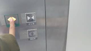 かましん自治医大店エレベーター