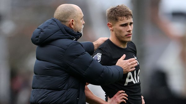 「トッテナムを憎んだことなんて一度もない！」―アーセナルのレジェンドが驚くべき主張「スパーズの降格は望んでいない」 | Goal.com 日本