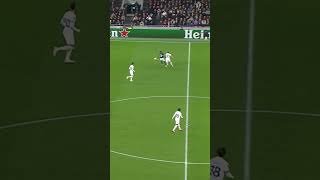 Need for speed 💨💨💨 Micky van de Ven with the fastest ever sprint recorded Premier League history! ⏱️