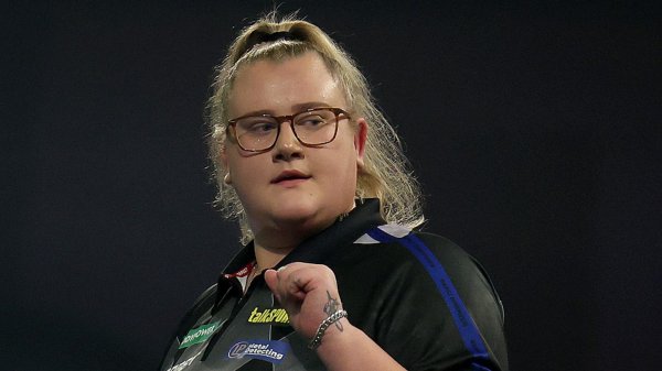 UK Open 2026: Beau Greaves drawn against Darryl Pilgrim as Luke Littler defends Minehead title