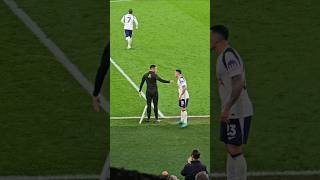PEDRO PORRO UNHAPPY, SHOUTING AT THE FOURTH OFFICIAL: Tottenham v Crystal Palace