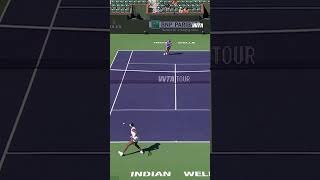 Giving the home crowd what they want 🙌 #WTA #TennisParadise #VenusWilliams