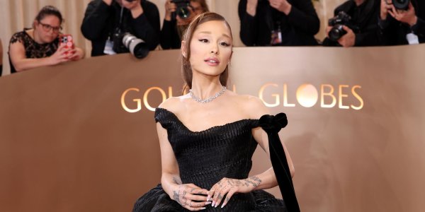 Ariana Grande Shows Rarely-Seen Short Natural Curls in Makeup-Free Video