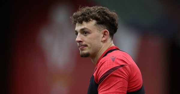 Wales name team to play Ireland as exciting new young star to make debut