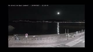 Météorite dans le ciel de Provence : l'incroyable image d'une caméra de surveillance à Cannes
