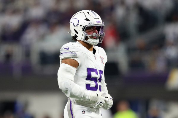 Former Packers linebacker signs multi-year contract with Vikings