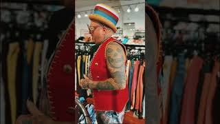 We can always rely on Eric to find a thrifting steal