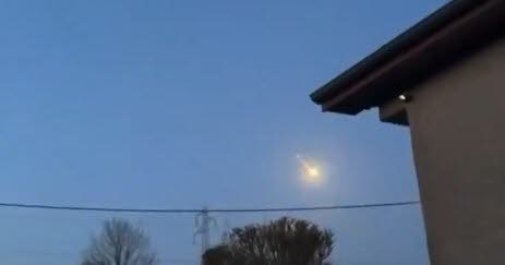 Alsace. Météorite ? Étoile filante ? Une impressionnante forme lumineuse a fendu le ciel ce dimanche soir