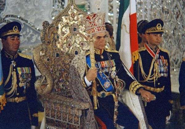 Le Shah d'Iran : le modernisateur qui creusa lui-même sa tombe