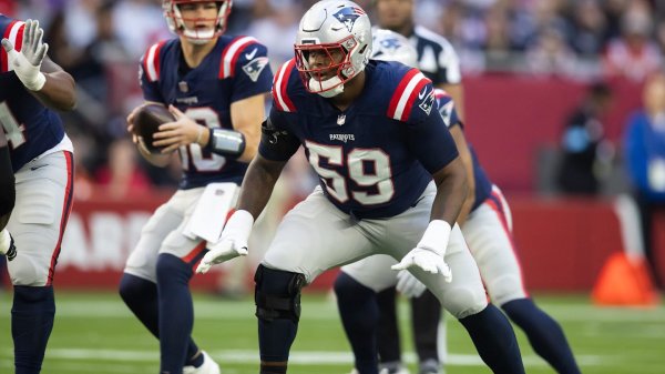 2 49ers players most impacted by Vederian Lowe signing 