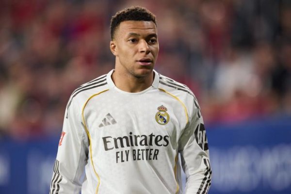 Blessé au genou gauche, Kylian Mbappé a repris le travail individuel avec le Real Madrid