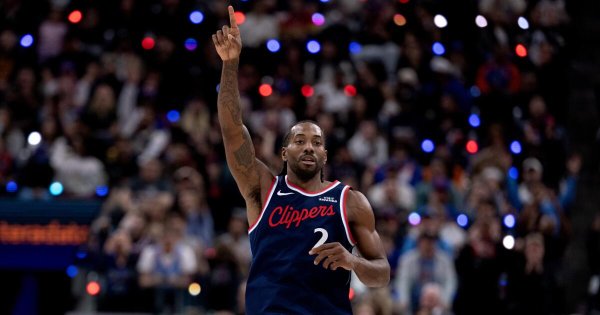 Kawhi Leonard scores 29 as Clippers defeat Knicks to reach .500 mark