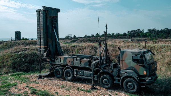 Il peut détecter les missiles jusqu'à 5.000 kilomètres et agir "en quelques secondes": le français Thales dévoile son dôme de défense anti-aérienne dans le sillage du Golden Dome américain