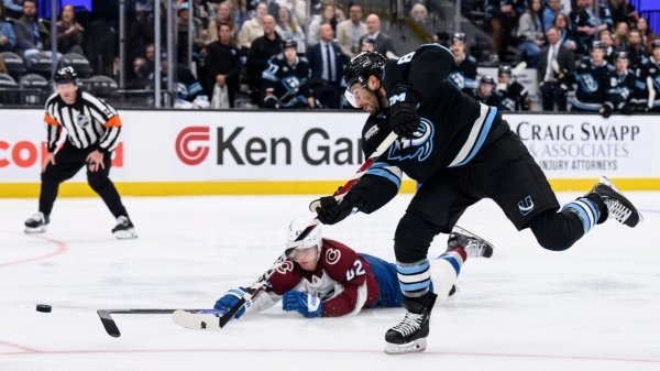 Utah Mammoth sign forward Nick Schmaltz to an 8-year, $64 million contract extension