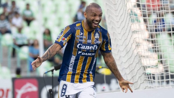 João Pedro é cogitado pela Itália para a repescagem da Copa