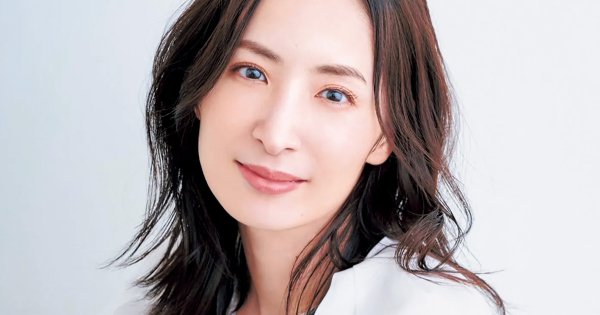 49歳で風邪知らず！【真飛聖さん】が毎日欠かさず飲み続けているもの | 美ST ONLINE