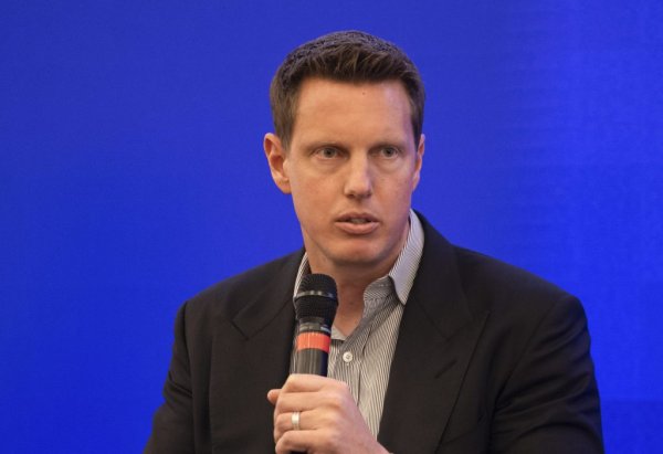 Paramount CEO David Ellison Addresses Top WBD Executives Amid Merger Process 