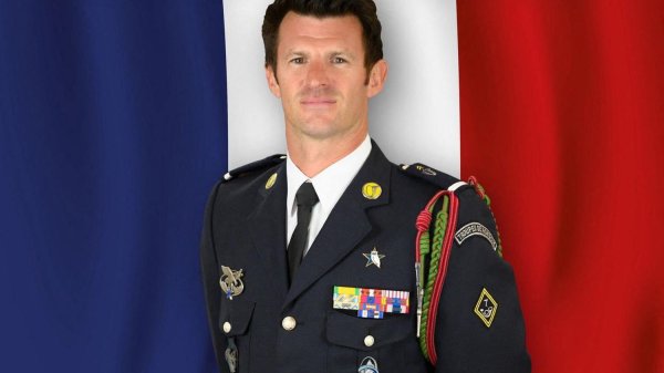 REPORTAGE. "&Ccedil;a fait mal au c&oelig;ur" : Claix, village du militaire fran&ccedil;ais tu&eacute; en Irak, pleure "un enfant de la commune"