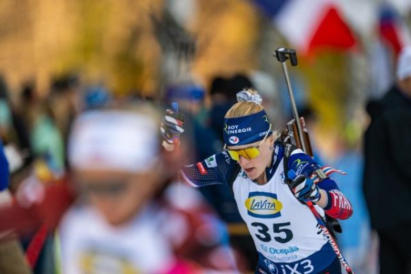 Après le sprint d'Otepaa, Sophie Chauveau rend hommage à l'adjudant-chef Arnaud Frion, soldat français tué en Irak : « Ça nous touche tous »