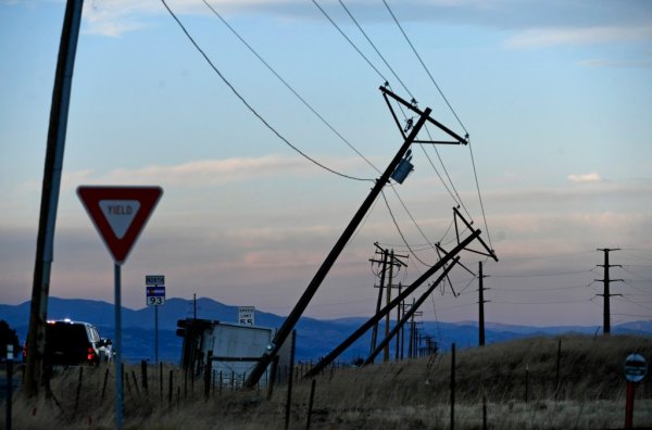 18,000 customers in Boulder, Jefferson counties could preemptively lose power amid high winds, fire danger