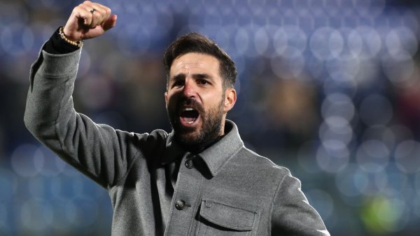 躍進の4位コモがクラブ史上初のUCL出場目指して5位ローマと直接対決へ、ファブレガス監督「セリエA2季目のコモにとって大きなモチベーション」｜ セリエA（DAZN News） - Yahoo!ニュース